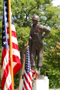 Omar Bradley Statue